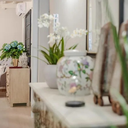 Casa Blanc アパート ルッカ